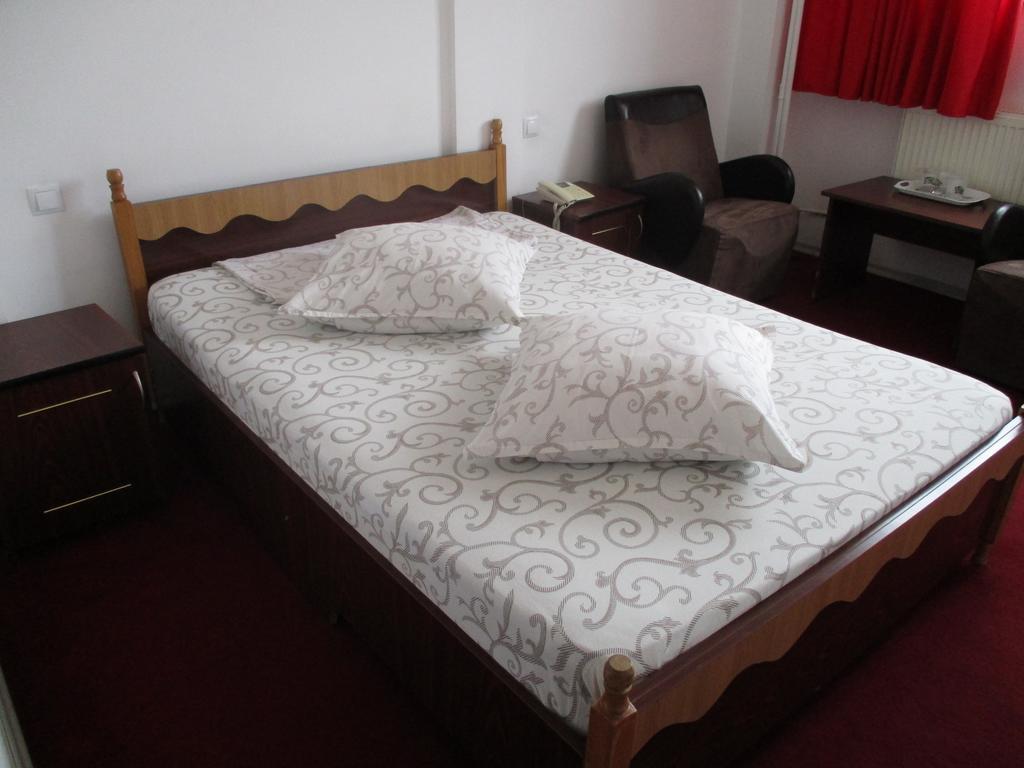 Hotel Uranus 부쿠레슈티 외부 사진